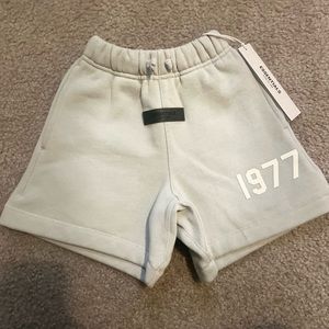 Authentic boy’s essentials shorts